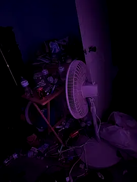 yomanfriend online show from 09/28/25, 06:20