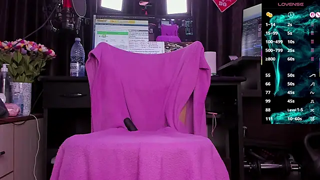 Raissa sky26 online show from 12/02/25, 03:30