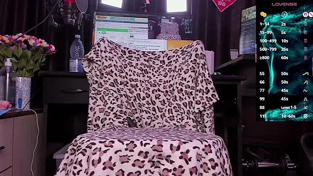 Raissa sky26 online show from 10/31/25, 03:47