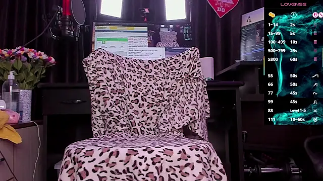 Raissa sky26 online show from 11/10/25, 03:33