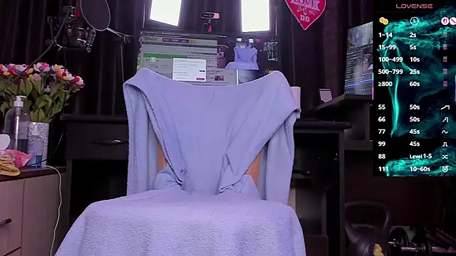 Raissa sky26 online show from 04/10/26, 02:51