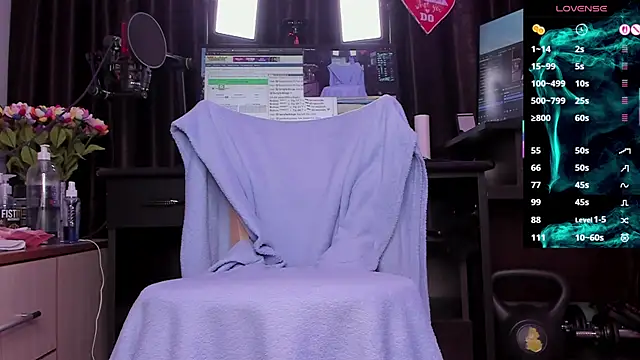 Raissa sky26 online show from 04/17/26, 02:58