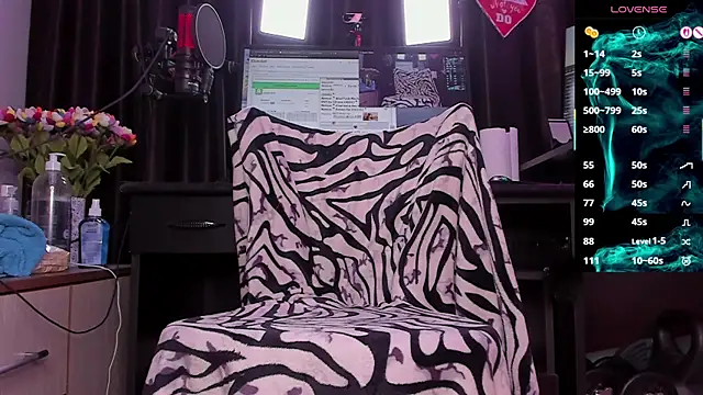 Raissa sky26 online show from 07/14/26, 03:00