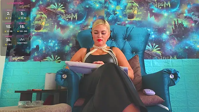 Snow Goddess online show from 10/13/25, 04:14