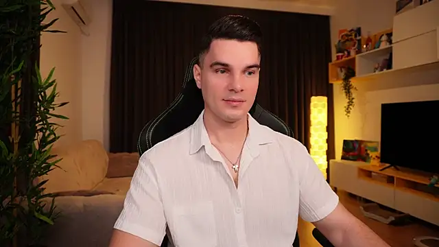Snapshot of billypassion chatting on 02/18/25, 04:58 billypassion online show from 02/18/25, 04:58