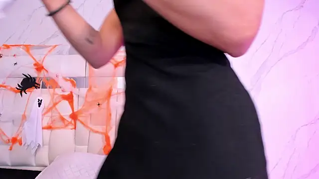 BritneyCollins online show from 10/10/25, 11:55