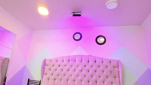 BritneyCollins online show from 02/13/26, 12:05