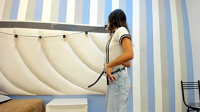 BritneyCollins online show from 04/04/26, 02:56