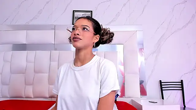 BritneyCollins online show from 10/02/25, 11:46