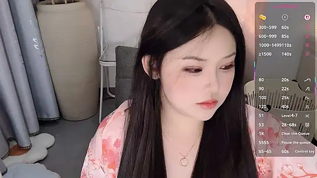 Snapshot of Fountain- chatting on 09/16/25, 09:05 Fountain- online show from 09/16/25, 09:05