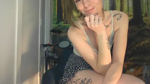 Feli blue online show from 03/13/26, 11:43