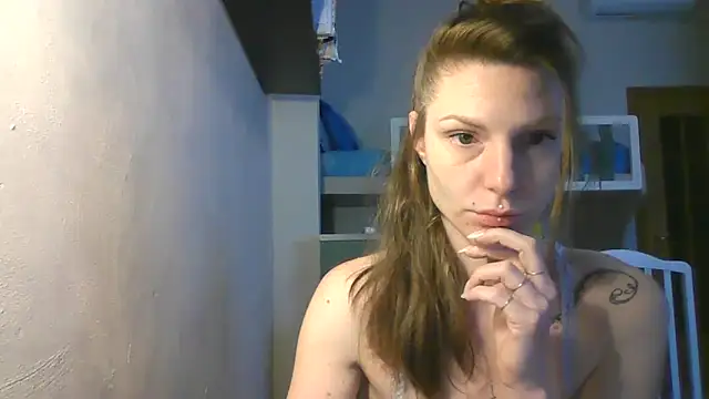 Snapshot of Feli_blue chatting on 01/21/25, 08:52 Feli blue online show from 01/21/25, 08:52