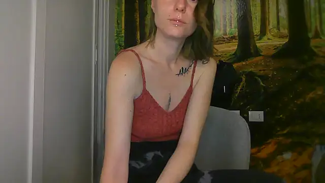 Snapshot of Feli_blue chatting on 09/29/25, 12:39 Feli blue online show from 09/29/25, 12:39