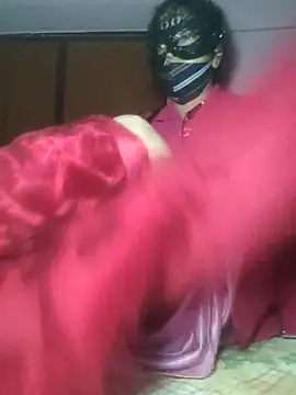 Snapshot of IndianRima chatting on 12/14/25, 03:06 IndianRima online show from 12/14/25, 03:06