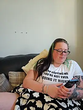 Bunny Cummings online show from 09/30/25, 09:15