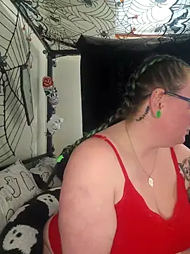 Bunny Cummings online show from 10/22/25, 01:32