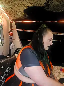 Bunny Cummings online show from 10/31/25, 11:22