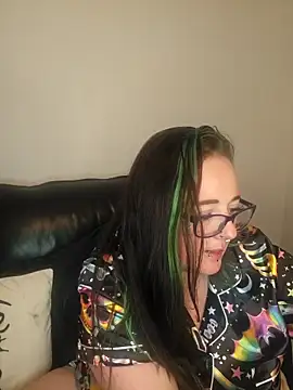 Bunny Cummings online show from 09/10/25, 09:58