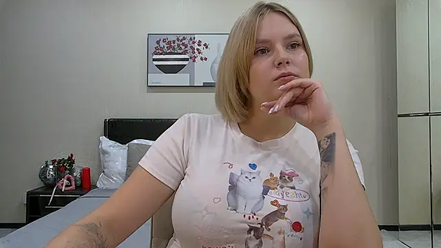 DianeMills online show from 11/26/25, 07:14