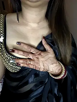 aRiNaAh online show from 02/07/25, 05:18