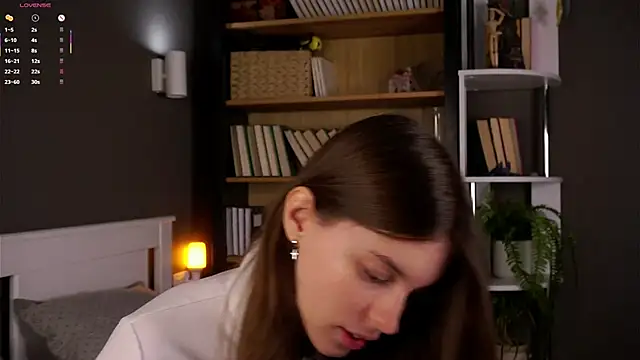 Snapshot of DarylBarks chatting on 09/13/25, 01:16 DarylBarks online show from 09/13/25, 01:16