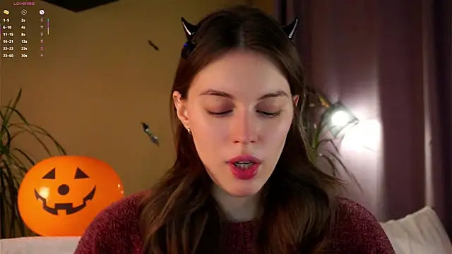 Snapshot of DarylBarks chatting on 10/30/25, 12:53 DarylBarks online show from 10/30/25, 12:53