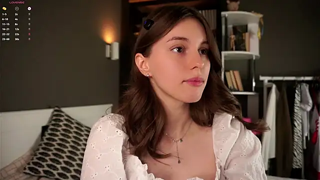 Snapshot of DarylBarks chatting on 11/05/25, 01:09 DarylBarks online show from 11/05/25, 01:09