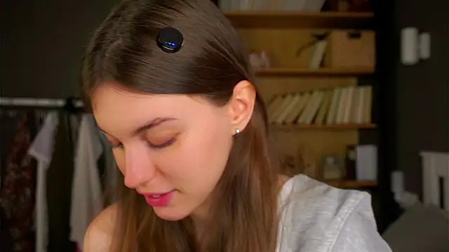 Snapshot of DarylBarks chatting on 12/03/25, 01:17 DarylBarks online show from 12/03/25, 01:17