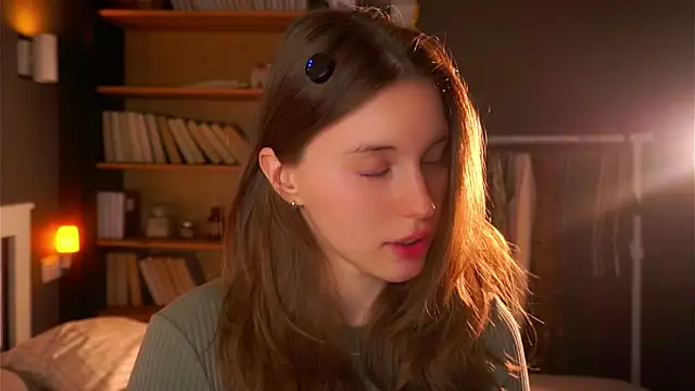 Snapshot of DarylBarks chatting on 11/27/25, 03:51 DarylBarks online show from 11/27/25, 03:51