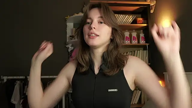 Snapshot of DarylBarks chatting on 02/18/26, 01:14 DarylBarks online show from 02/18/26, 01:14