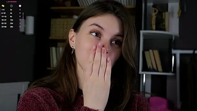 Snapshot of DarylBarks chatting on 10/03/25, 01:09 DarylBarks online show from 10/03/25, 01:09