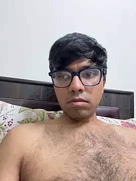 BoyzaraHatke online show from 04/11/26, 06:44