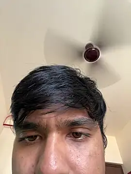 BoyzaraHatke online show from 04/04/26, 10:33