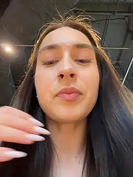 Holly Play online show from 02/13/26, 12:05