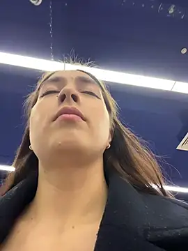 Holly Play online show from 01/07/26, 12:32