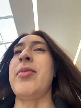 Holly Play online show from 03/13/26, 08:08