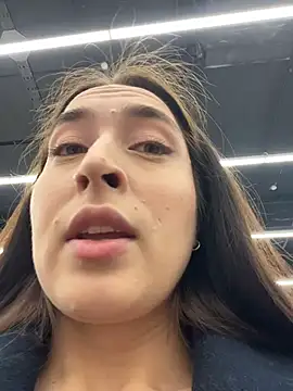 Holly Play online show from 03/09/26, 11:58