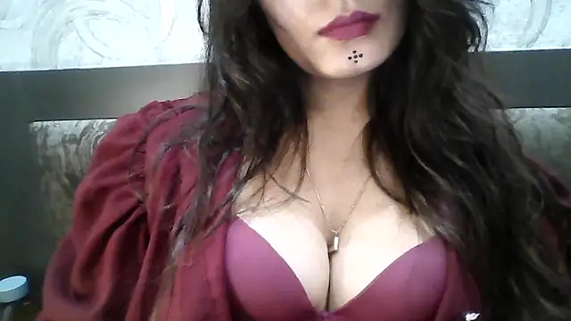 Snapshot of krati74 chatting on 09/17/25, 02:08 krati74 online show from 09/17/25, 02:08