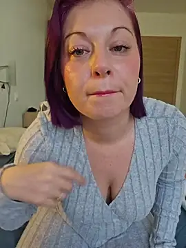 Chaudesquirt online show from 02/23/26, 07:09