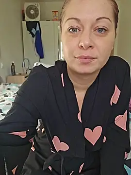 Chaudesquirt online show from 12/03/25, 10:36