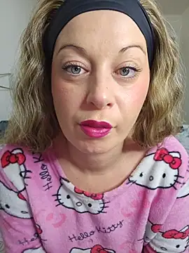 Chaudesquirt online show from 01/12/26, 07:15