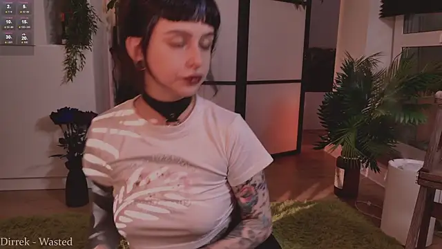 MichaellaMoon online show from 10/11/25, 06:20