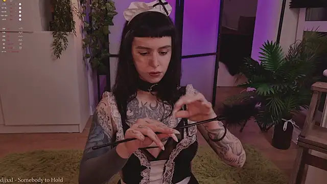 MichaellaMoon online show from 10/24/25, 03:11