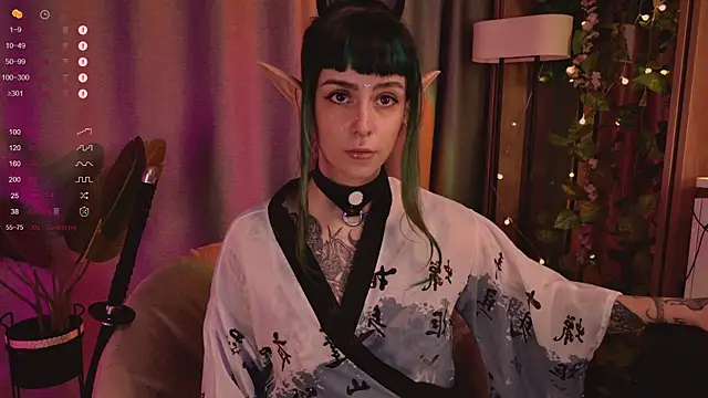 MichaellaMoon online show from 02/08/25, 11:24