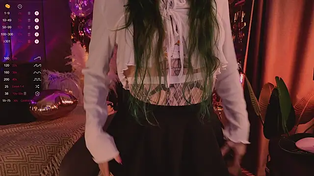 MichaellaMoon online show from 02/13/25, 04:43