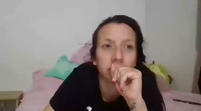 Snapshot of milfevha chatting on 03/21/25, 11:23 milfevha online show from 03/21/25, 11:23