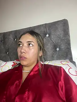 Iris lee online show from 03/18/25, 10:15