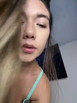 Iris lee online show from 05/14/26, 01:13