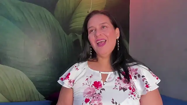 Sharllot bbw online show from 12/30/24, 07:32