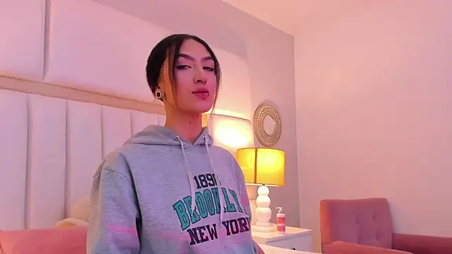 EllaBennet online show from 03/15/25, 11:40